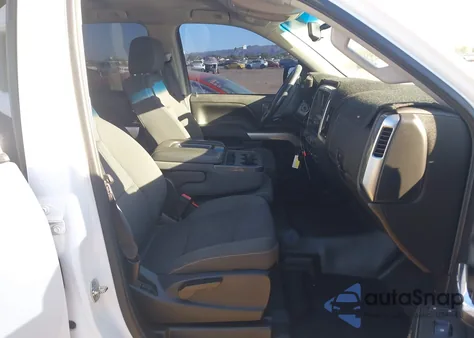 2015 Chevrolet Silverado 1500 1Lt z USA, uszkodzony, nr VIN 1GCRCREH6FZ310949